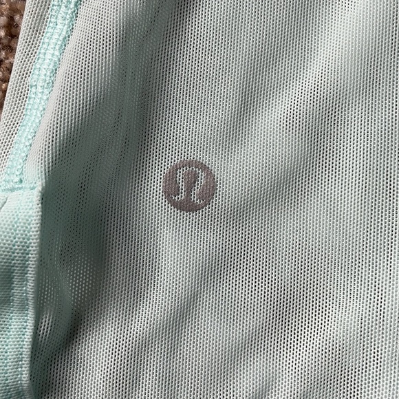 Lululemon workout tank top - Picture 3 of 3
